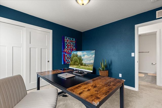 177 Emerald CIRCLE, Saukville, WI 53080