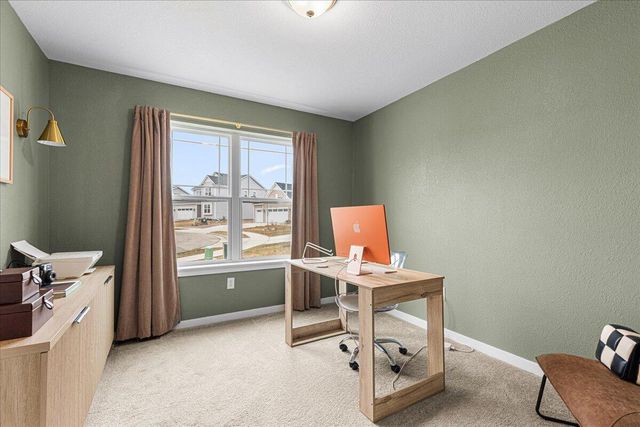 177 Emerald CIRCLE, Saukville, WI 53080