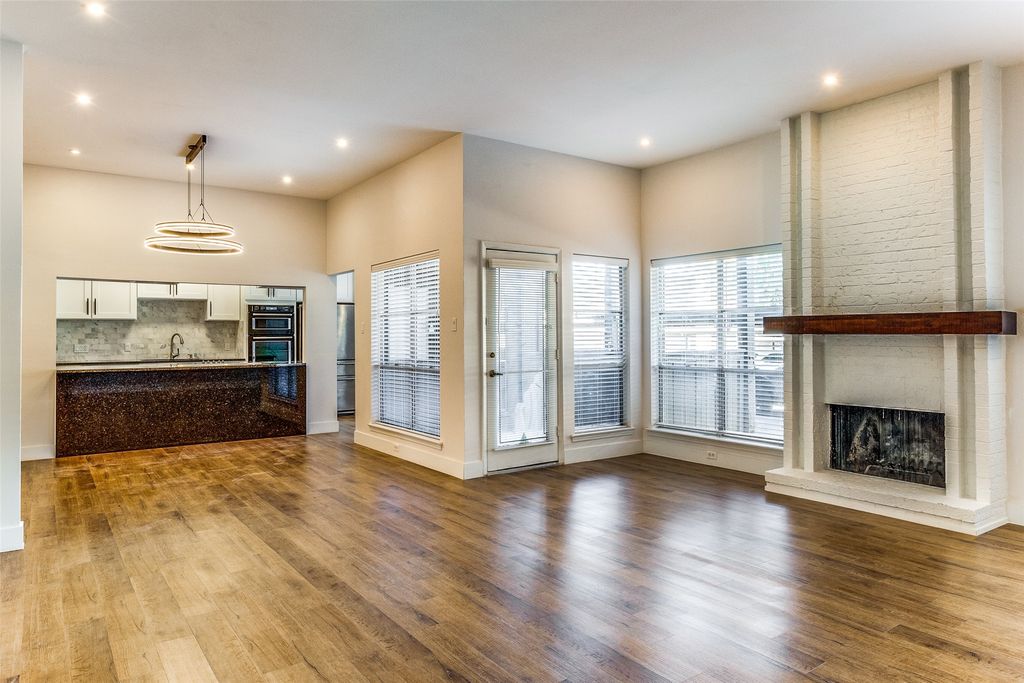 10403 High Hollows Drive 102, Dallas, TX 75230