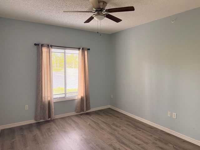 2724 Anzio Court 107, Palm Beach Gardens, FL 33410