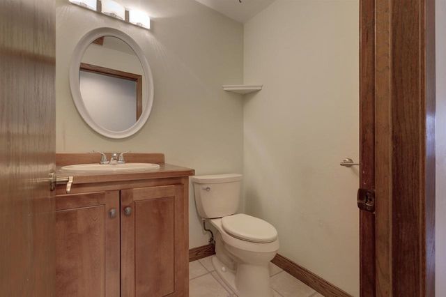 720 INDIANWOOD COURT, Neenah, WI 54956