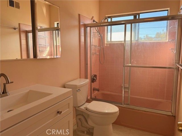 802 Fischer B, Glendale, CA 91205