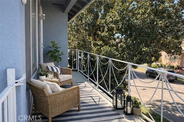 802 Fischer B, Glendale, CA 91205