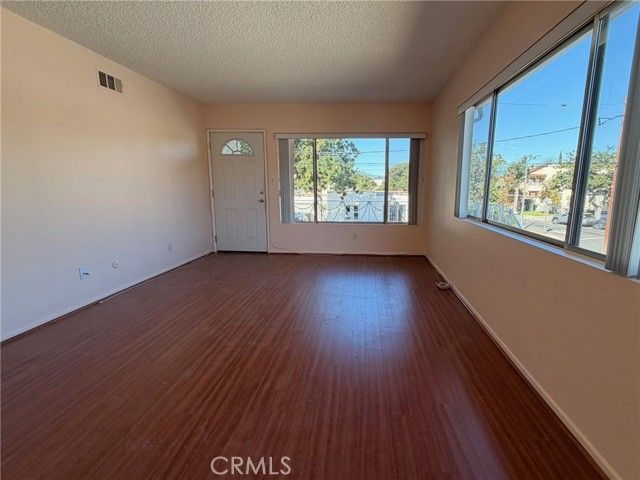 802 Fischer B, Glendale, CA 91205