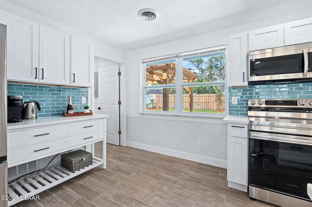 947 N Halifax Drive, Ormond Beach, FL 32176