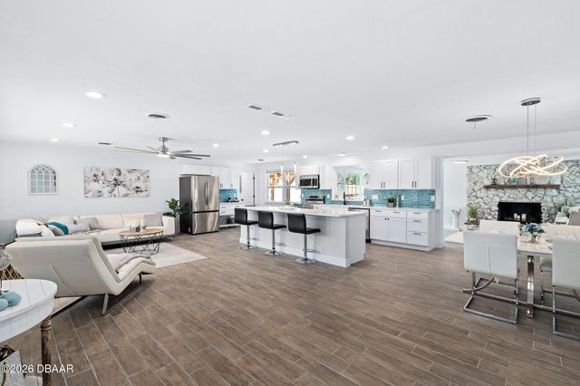 947 N Halifax Drive, Ormond Beach, FL 32176