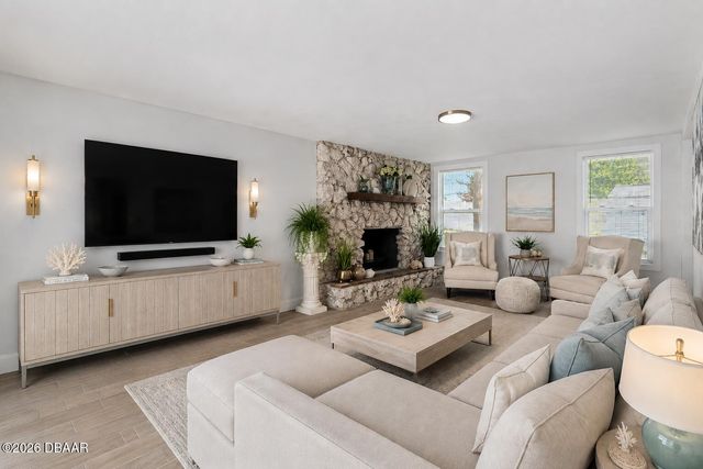 947 N Halifax Drive, Ormond Beach, FL 32176