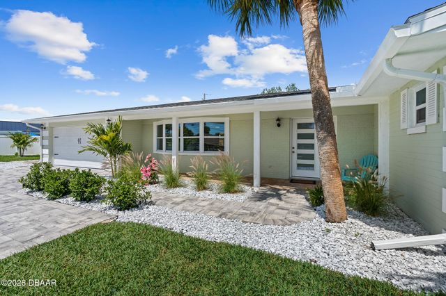 947 N Halifax Drive, Ormond Beach, FL 32176