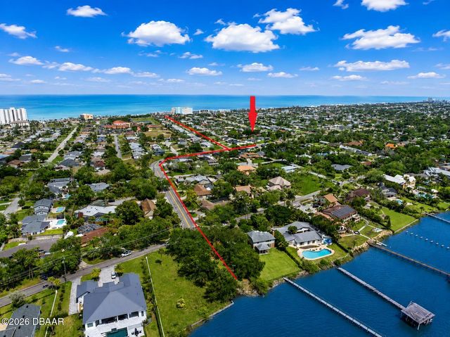 947 N Halifax Drive, Ormond Beach, FL 32176