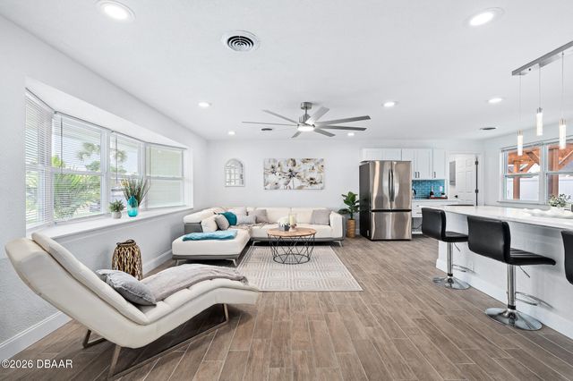 947 N Halifax Drive, Ormond Beach, FL 32176