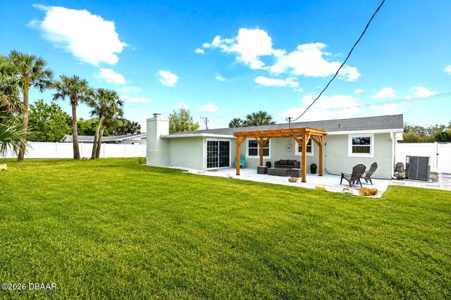 947 N Halifax Drive, Ormond Beach, FL 32176