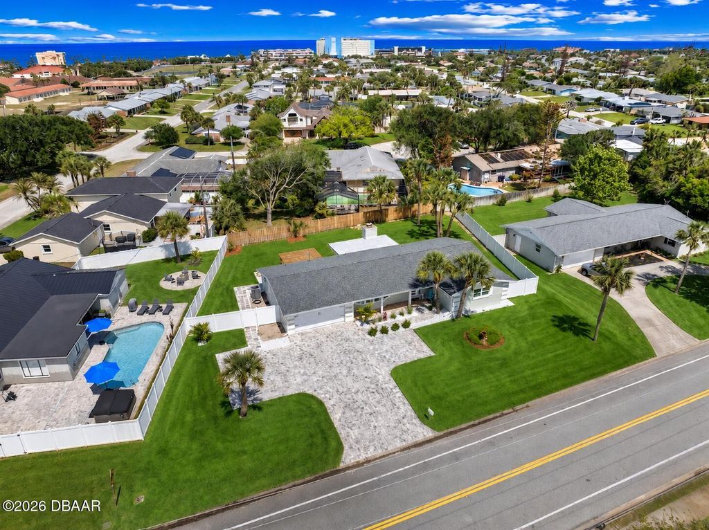 947 N Halifax Drive, Ormond Beach, FL 32176