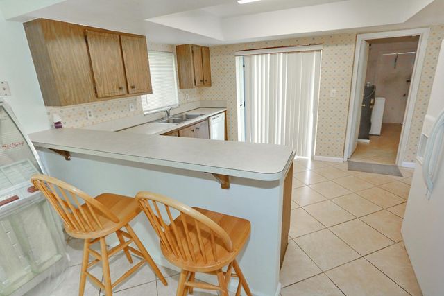 8156 NW 67th Avenue, Tamarac, FL 33321