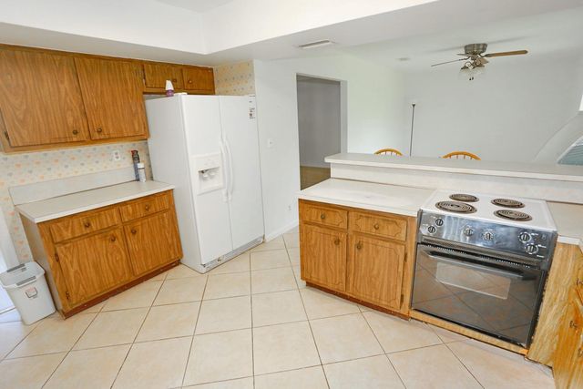8156 NW 67th Avenue, Tamarac, FL 33321