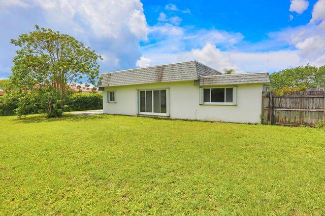 8156 NW 67th Avenue, Tamarac, FL 33321