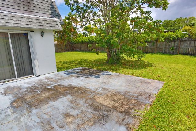 8156 NW 67th Avenue, Tamarac, FL 33321
