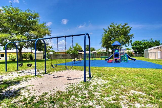 8156 NW 67th Avenue, Tamarac, FL 33321