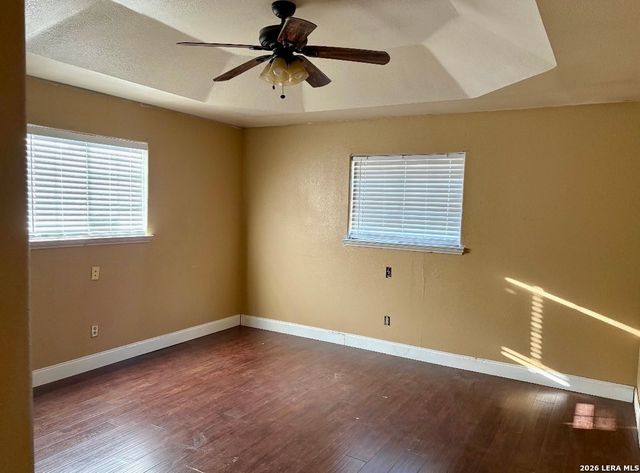 179 Caddo, San Antonio, TX 78211