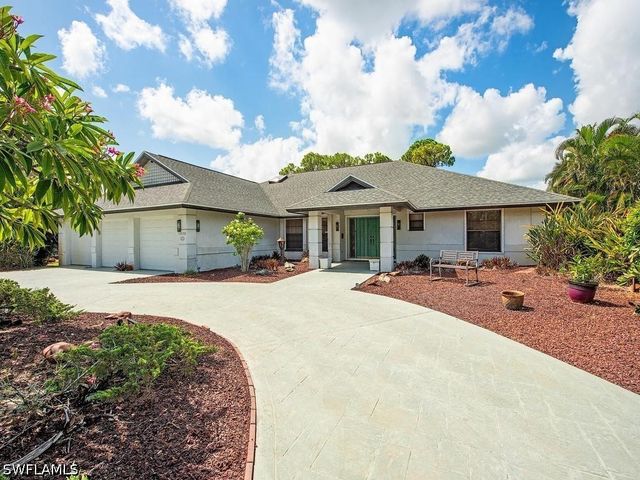 1926 Princess CT, Naples, FL 34110