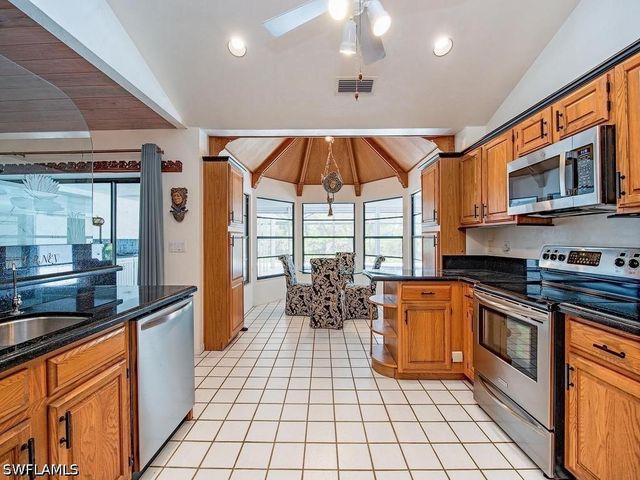 1926 Princess CT, Naples, FL 34110