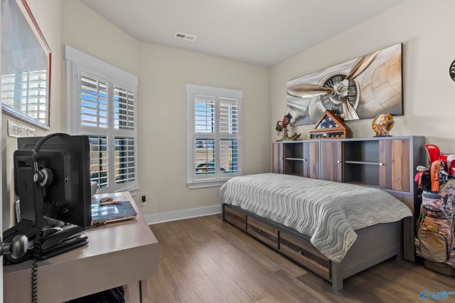 472 Legend Oak Way SW, Huntsville, AL 35824