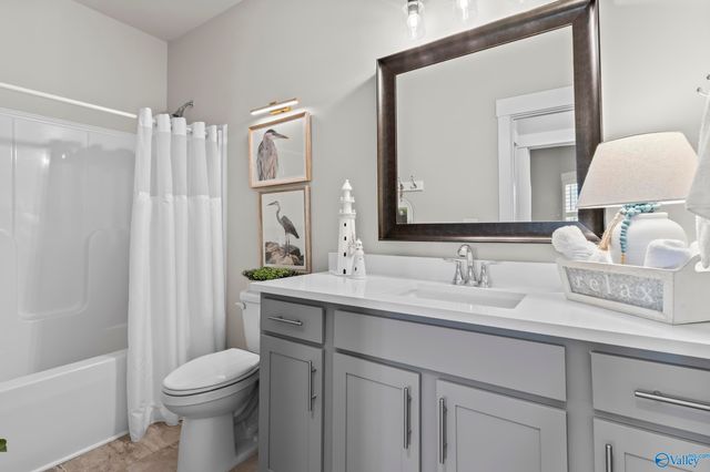 472 Legend Oak Way SW, Huntsville, AL 35824