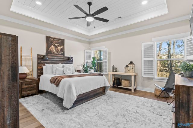 472 Legend Oak Way SW, Huntsville, AL 35824