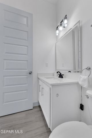 304 Rio Pinsaqui Court, El Paso, TX 79932