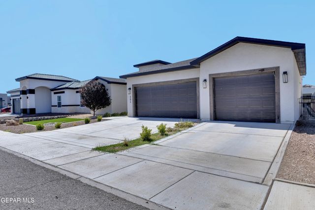 304 Rio Pinsaqui Court, El Paso, TX 79932