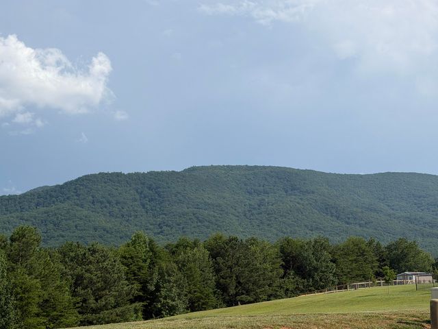 110 Waterstone Court, Benton, TN 37307
