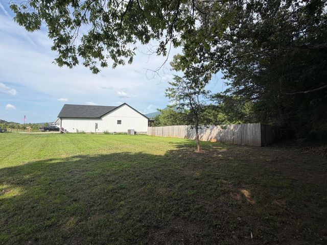 110 Waterstone Court, Benton, TN 37307