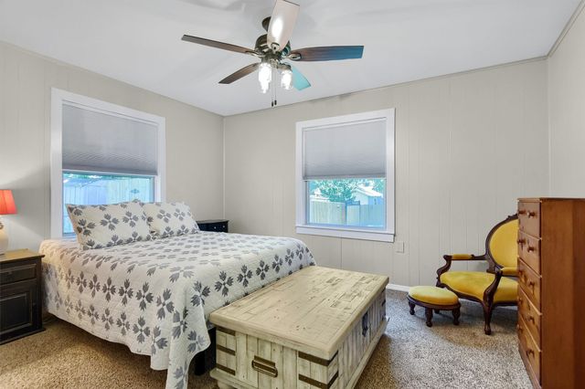 103 Tipton Street, Whitesboro, TX 76273