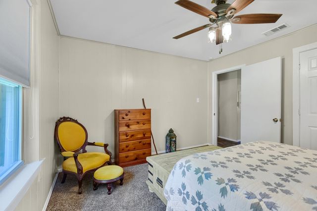 103 Tipton Street, Whitesboro, TX 76273