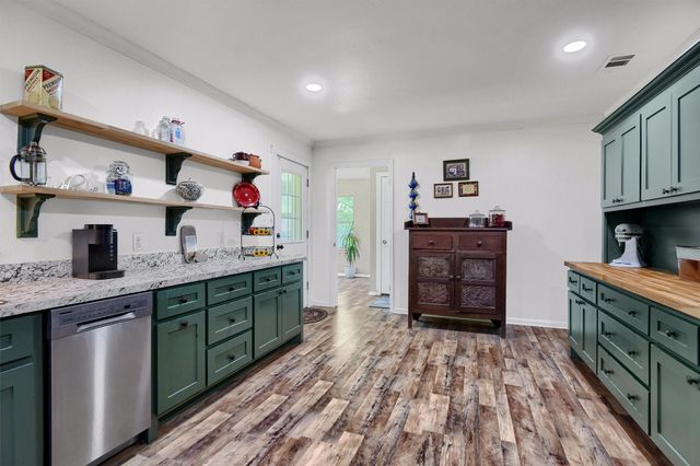 103 Tipton Street, Whitesboro, TX 76273