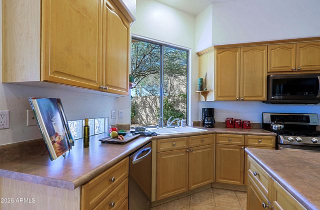 32968 N 68TH Way, Scottsdale, AZ 85266