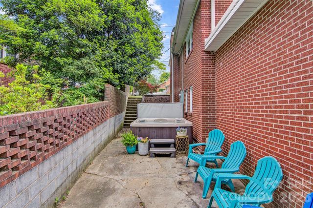 1019 Pennton Avenue SW, Lenoir, NC 28645