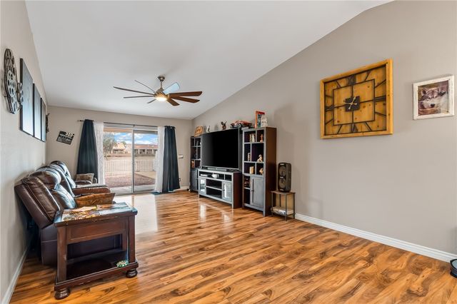 2113 E Desert Lakes Drive, Fort Mohave, AZ 86426