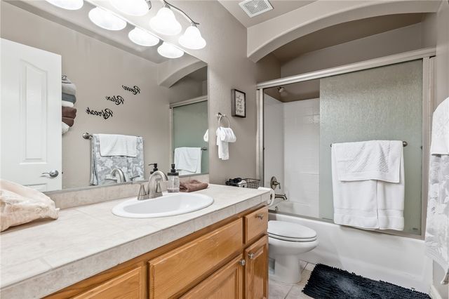 2113 E Desert Lakes Drive, Fort Mohave, AZ 86426