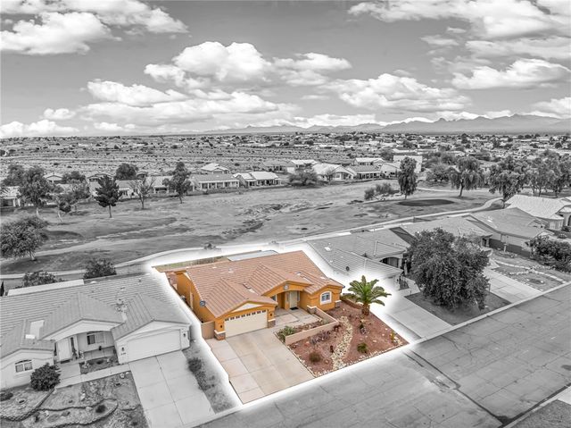2113 E Desert Lakes Drive, Fort Mohave, AZ 86426