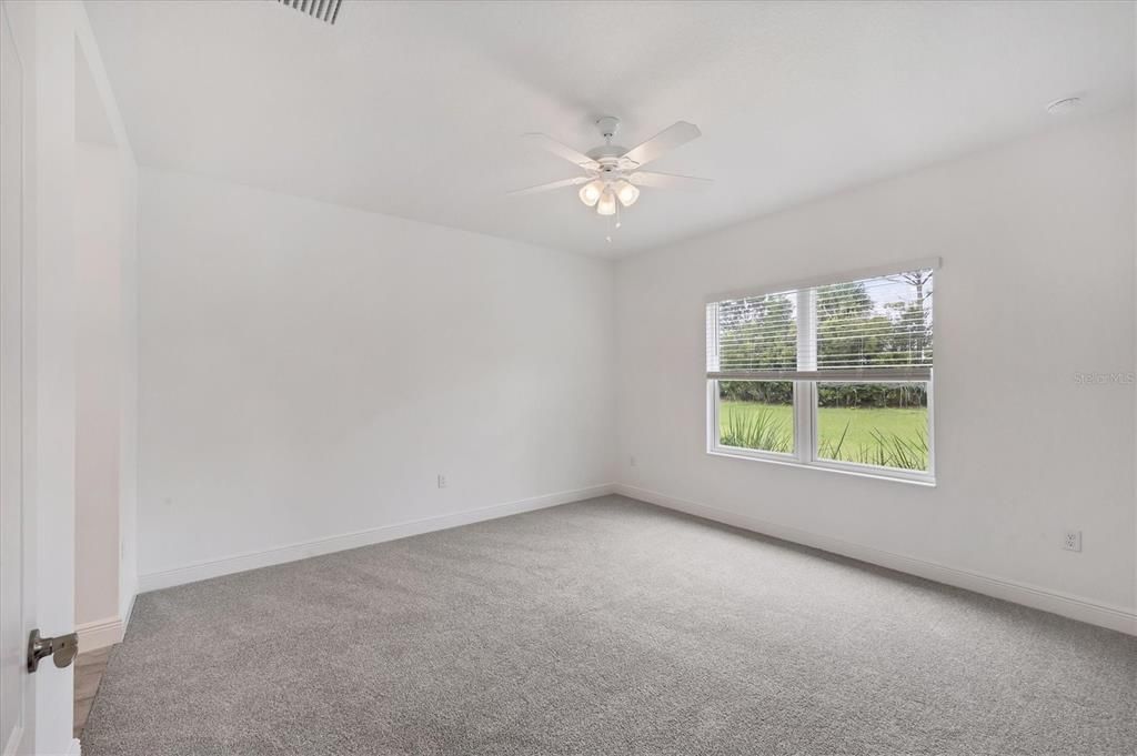 Image 18 of property listing at 12741 SEASONG TERRACE, Bradenton, FL 34211