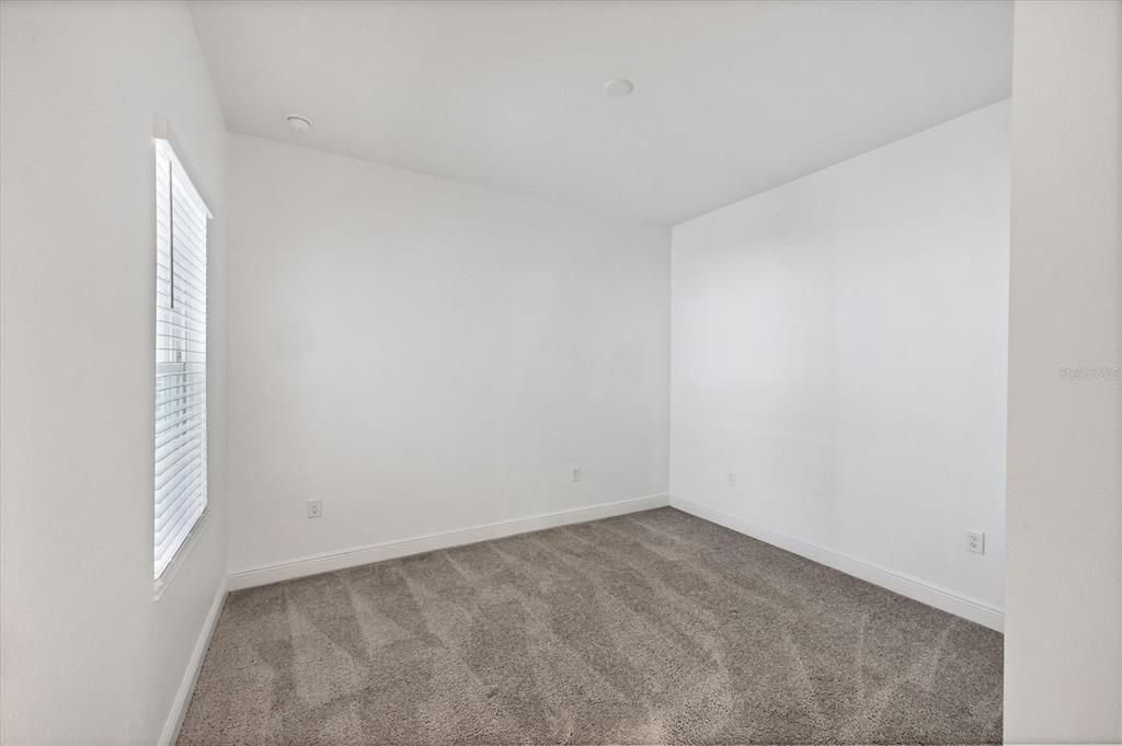 Image 27 of property listing at 12741 SEASONG TERRACE, Bradenton, FL 34211