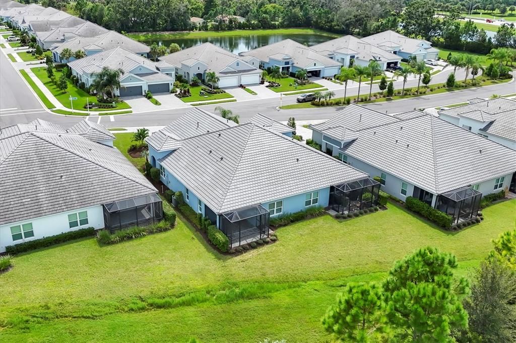 Image 41 of property listing at 12741 SEASONG TERRACE, Bradenton, FL 34211