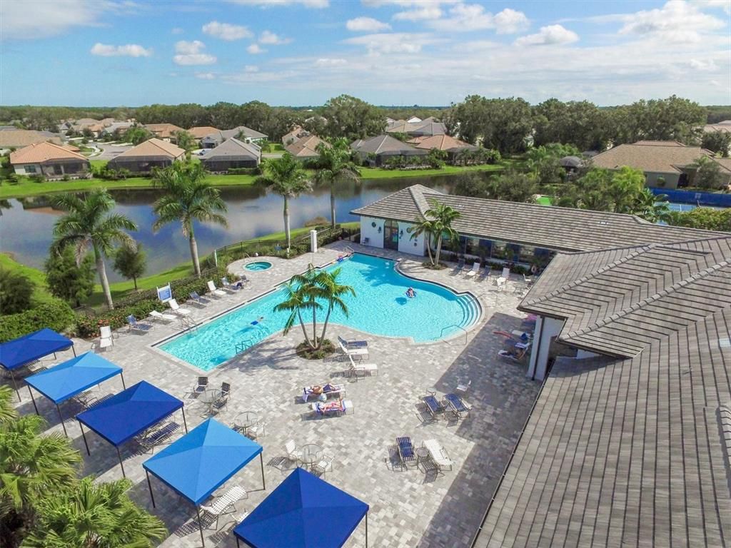 Image 57 of property listing at 12741 SEASONG TERRACE, Bradenton, FL 34211