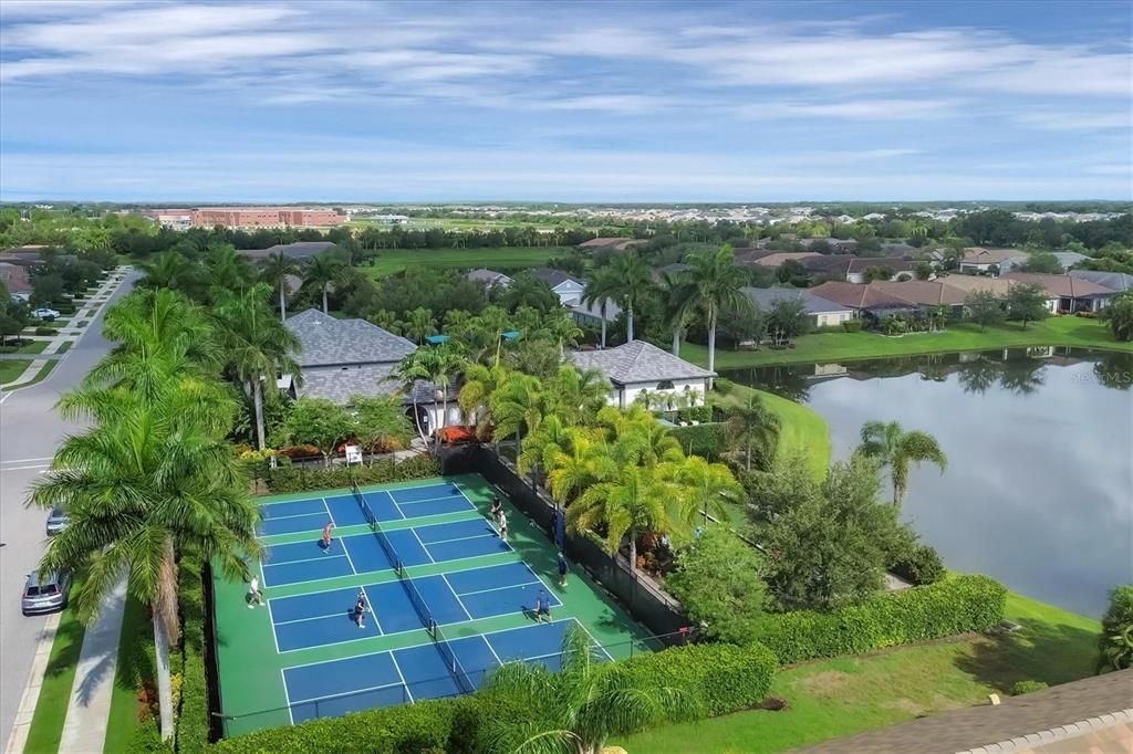 Image 59 of property listing at 12741 SEASONG TERRACE, Bradenton, FL 34211