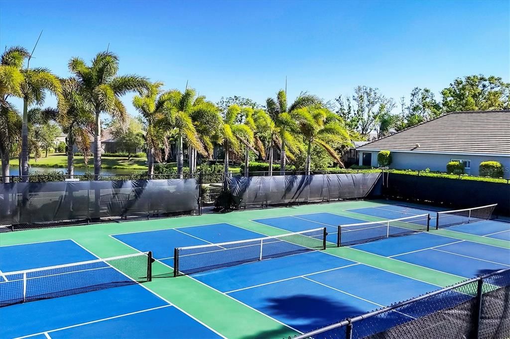 Image 60 of property listing at 12741 SEASONG TERRACE, Bradenton, FL 34211