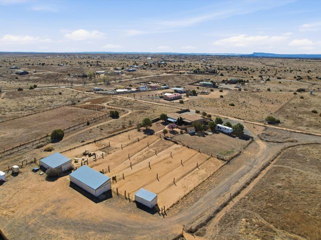 35 Vista Alondra, Santa Fe, NM 87508