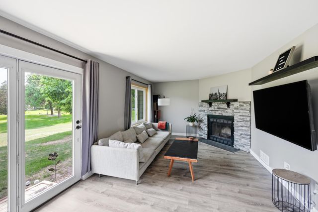 1405 63rd Lane N, Brooklyn Center, MN 55430