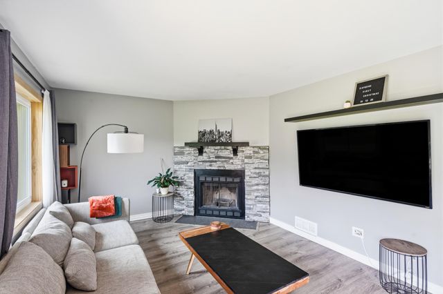 1405 63rd Lane N, Brooklyn Center, MN 55430