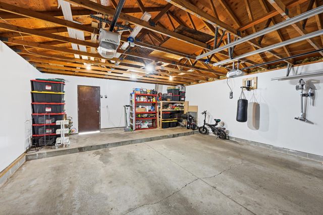 1405 63rd Lane N, Brooklyn Center, MN 55430