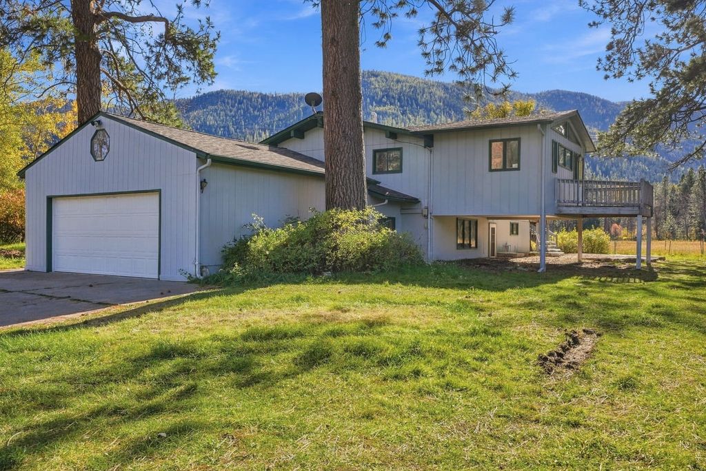 7543 Mayfly Lane, Clinton, MT 59825 photo 2